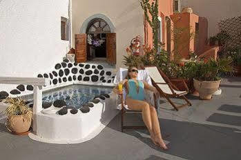 Kavalari - Adults Only 2* Fira (Santorini)