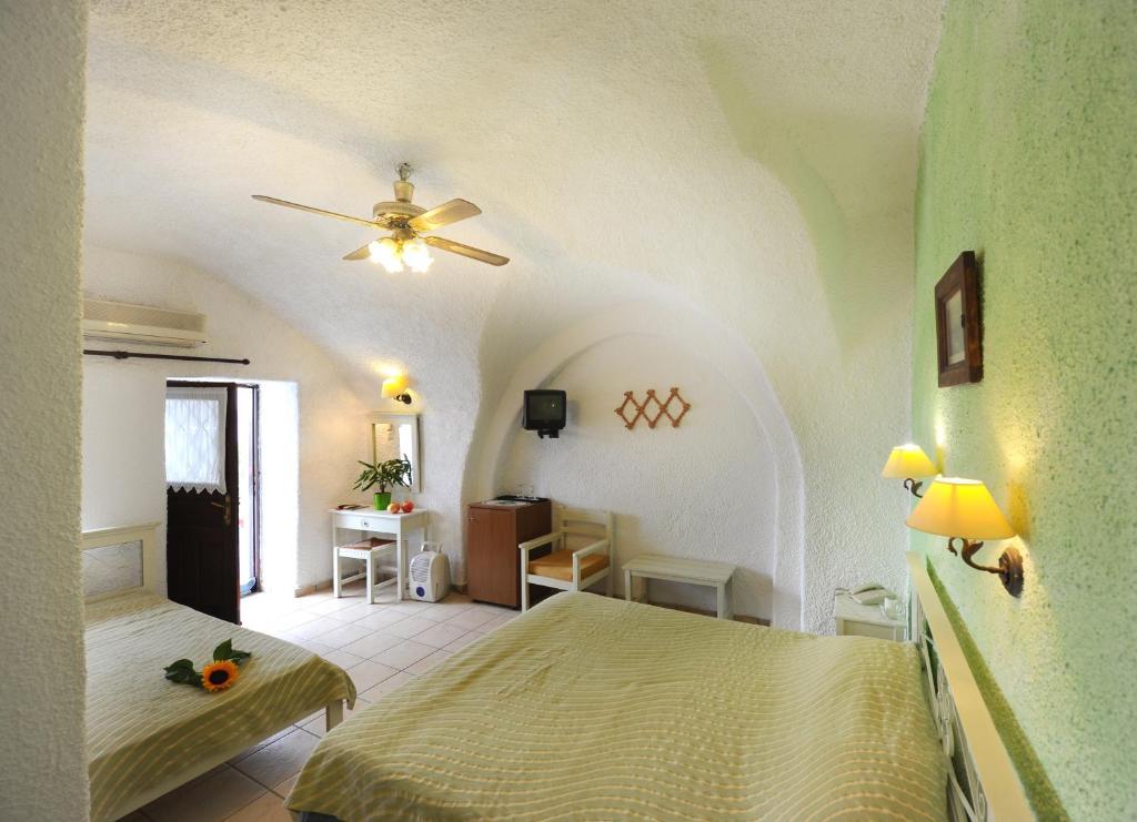 Kavalari - Adults Only Hotel Fira (Santorini)